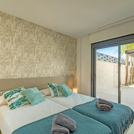 Luxury Three Bedroom Villa *