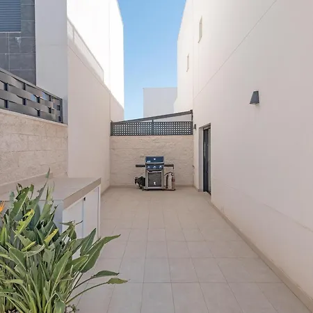 Villa Luxury Three Bedroom Rojales