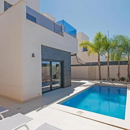 Villa Luxury Three Bedroom Rojales